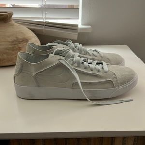 Nike low blazer suede